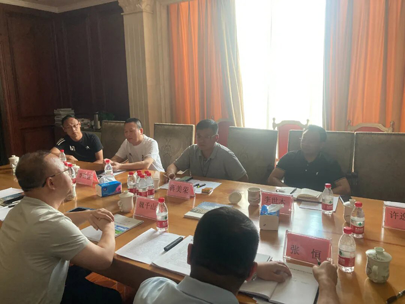 蘭州新區(qū)城投集團領導魏千山一行蒞臨盛鵬達集團開展交流合作，共促產業(yè)規(guī)劃新篇章